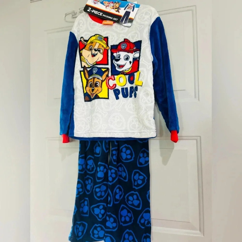 Paw Patrol 2 piece PAJAMAS Size 7